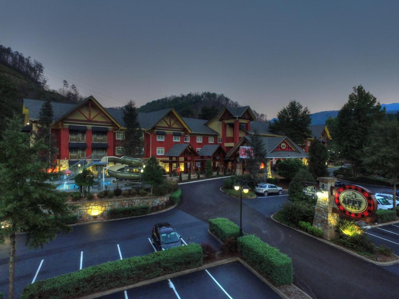 The Appy Lodge Gatlinburg Exterior photo